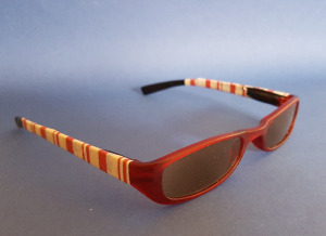 Sonnenbrille mit Washi Tape gepimpt