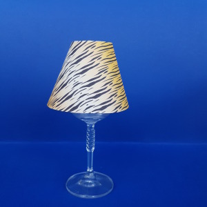 DIY Weinglaslampe Tiger
