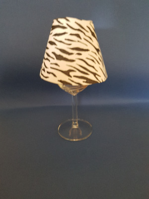 Weinglaslampe Zebra